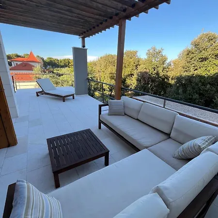 House Mostir Villa