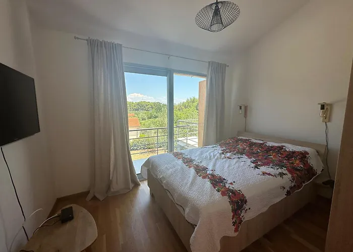 Villa House Mostir *