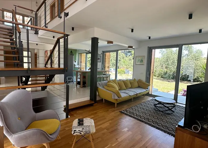 Villa House Mostir *